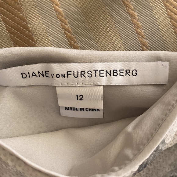 Diane vonFurstenberg sequin multi color mini skirt size 12 - Picture 7 of 11